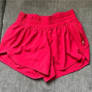 Lululemon track that short